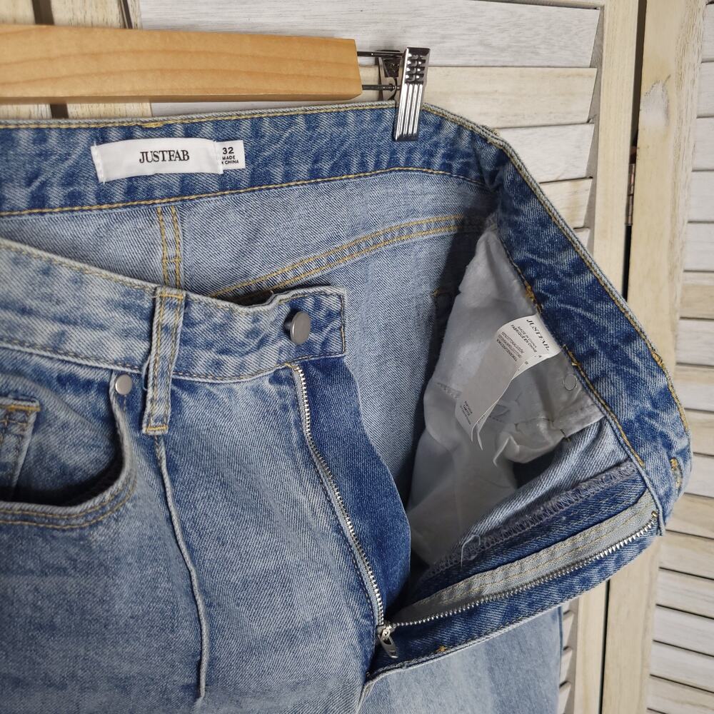 💛3/$15 JUSTFAB Size 32 Women's Jeans Straight Cut Light Blue 33 Waist High Rise - Picture 6 of 8